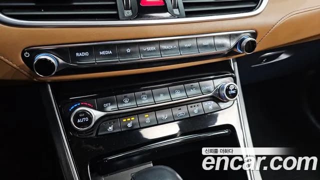 2017 Hyundai Grandeur IG 3.0 Exclusive Sold VIN KMHF341EBHA033993 – photo 12 2017 Hyundai Grandeur IG 3.0 Exclusive Sold VIN KMHF341EBHA033993 – photo 12