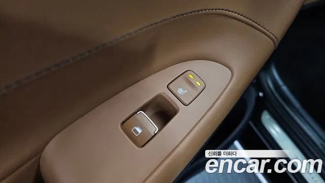2017 Hyundai Grandeur IG 3.0 Exclusive Sold VIN KMHF341EBHA033993 – photo 16 2017 Hyundai Grandeur IG 3.0 Exclusive Sold VIN KMHF341EBHA033993 – photo 16
