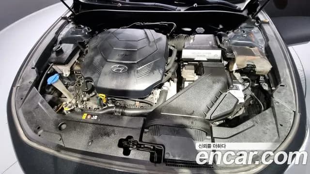 2017 Hyundai Grandeur IG 3.0 Exclusive Sold VIN KMHF341EBHA034810 – side profile 2017 Hyundai Grandeur IG 3.0 Exclusive Sold VIN KMHF341EBHA034810 – side profile