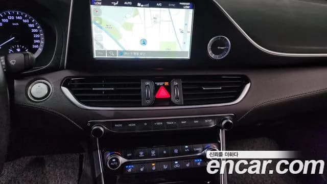 2017 Hyundai Grandeur IG 3.0 Exclusive Sold VIN KMHF341EBHA035348 – engine bay 2017 Hyundai Grandeur IG 3.0 Exclusive Sold VIN KMHF341EBHA035348 – engine bay