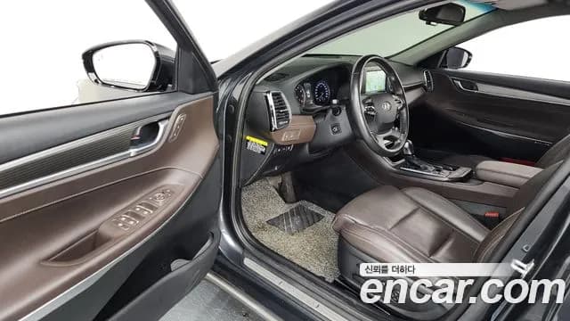 2017 Hyundai Grandeur IG 3.0 Exclusive Sold VIN KMHF341EBHA035348 – photo 15 2017 Hyundai Grandeur IG 3.0 Exclusive Sold VIN KMHF341EBHA035348 – photo 15