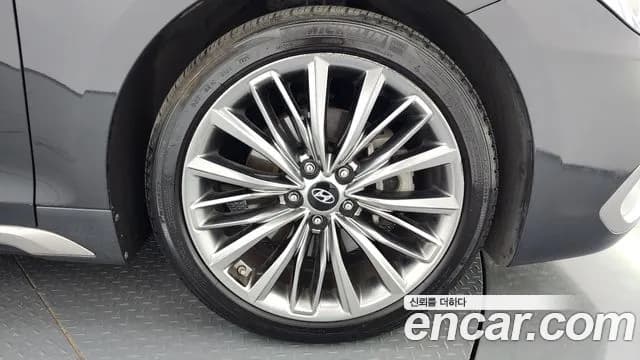 2017 Hyundai Grandeur IG 3.0 Exclusive Sold VIN KMHF341EBHA035348 – photo 20 2017 Hyundai Grandeur IG 3.0 Exclusive Sold VIN KMHF341EBHA035348 – photo 20