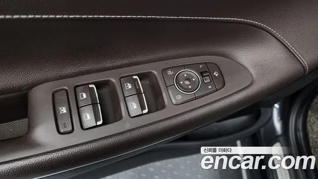 2017 Hyundai Grandeur IG 3.0 Exclusive Sold VIN KMHF341EBHA035348 – photo 29 2017 Hyundai Grandeur IG 3.0 Exclusive Sold VIN KMHF341EBHA035348 – photo 29