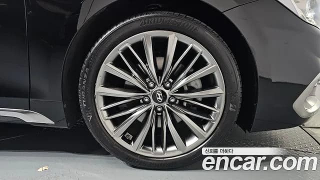 2018 Hyundai Grandeur IG 3.0 Exclusive Sold VIN KMHF341EBJA076555 – engine bay 2018 Hyundai Grandeur IG 3.0 Exclusive Sold VIN KMHF341EBJA076555 – engine bay
