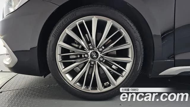 2018 Hyundai Grandeur IG 3.0 Exclusive Sold VIN KMHF341EBJA076555 – photo 16 2018 Hyundai Grandeur IG 3.0 Exclusive Sold VIN KMHF341EBJA076555 – photo 16