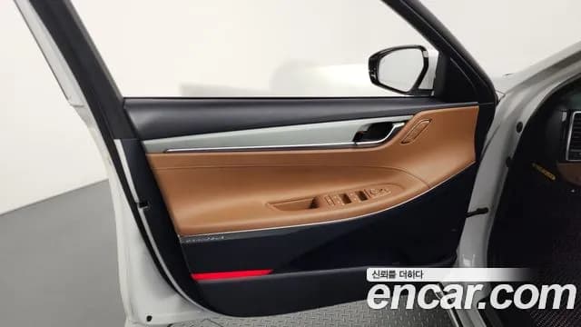 2018 Hyundai Grandeur IG 3.0 Exclusive Sold VIN KMHF341EBJA119020 – interior seats 2018 Hyundai Grandeur IG 3.0 Exclusive Sold VIN KMHF341EBJA119020 – interior seats