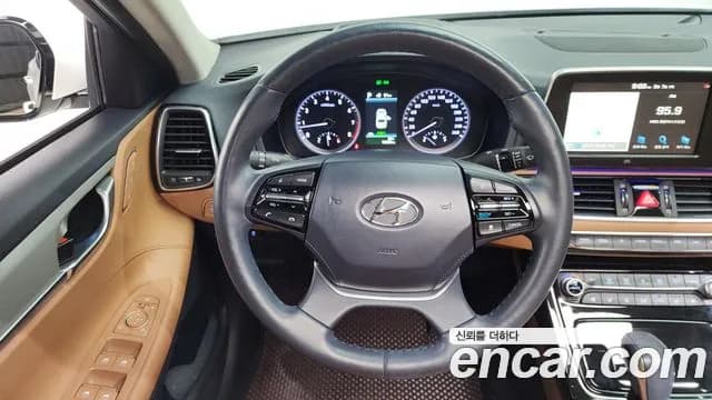 2018 Hyundai Grandeur IG 3.0 Exclusive Sold VIN KMHF341EBJA119020 – engine bay 2018 Hyundai Grandeur IG 3.0 Exclusive Sold VIN KMHF341EBJA119020 – engine bay