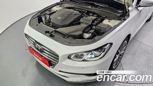 2018 Hyundai Grandeur IG 3.0 Exclusive Sold VIN KMHF341EBJA127729 – trunk area 2018 Hyundai Grandeur IG 3.0 Exclusive Sold VIN KMHF341EBJA127729 – trunk area