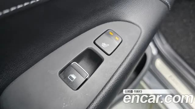 2018 Hyundai Grandeur IG 3.0 Exclusive Sold VIN KMHF341EBJA143123 – trunk area 2018 Hyundai Grandeur IG 3.0 Exclusive Sold VIN KMHF341EBJA143123 – trunk area