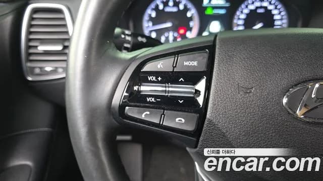 2018 Hyundai Grandeur IG 3.0 Exclusive Sold VIN KMHF341EBJA143123 – photo 23 2018 Hyundai Grandeur IG 3.0 Exclusive Sold VIN KMHF341EBJA143123 – photo 23