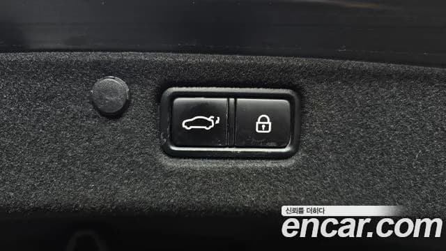 2018 Hyundai Grandeur IG 3.0 Exclusive Sold VIN KMHF341EBJA143558 – front exterior 2018 Hyundai Grandeur IG 3.0 Exclusive Sold VIN KMHF341EBJA143558 – front exterior