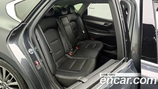 2018 Hyundai Grandeur IG 3.0 Exclusive Sold VIN KMHF341EBJA143558 – interior seats 2018 Hyundai Grandeur IG 3.0 Exclusive Sold VIN KMHF341EBJA143558 – interior seats