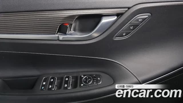 2018 Hyundai Grandeur IG 3.0 Exclusive Sold VIN KMHF341EBJA164261 – front exterior 2018 Hyundai Grandeur IG 3.0 Exclusive Sold VIN KMHF341EBJA164261 – front exterior
