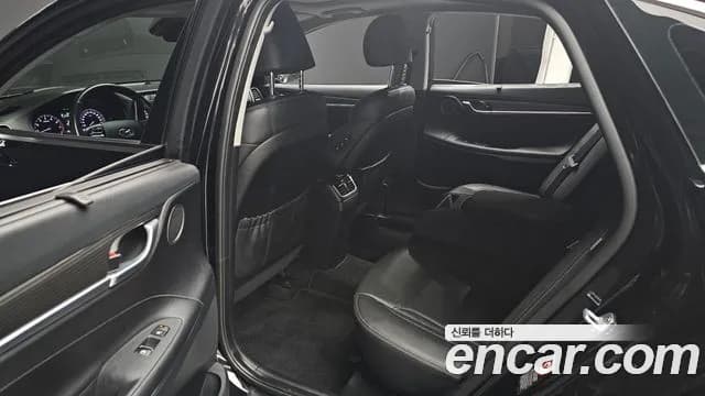 2019 Hyundai Grandeur IG 3.0 Exclusive Sold VIN KMHF341EBKA265637 – side profile 2019 Hyundai Grandeur IG 3.0 Exclusive Sold VIN KMHF341EBKA265637 – side profile