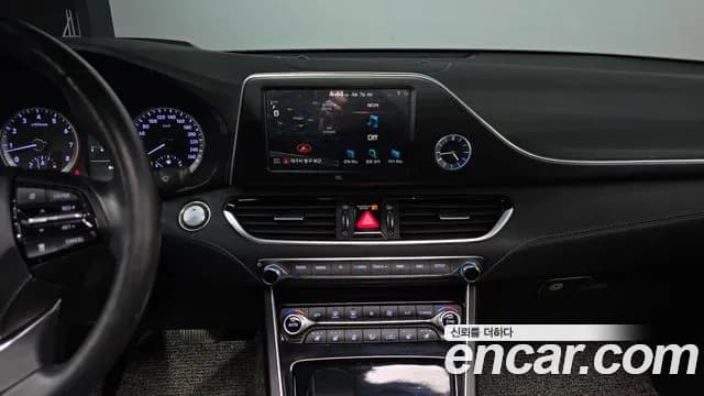 2018 Hyundai Grandeur IG 3.3 Celebrity Sold VIN KMHF341GBJA067616 – trunk area 2018 Hyundai Grandeur IG 3.3 Celebrity Sold VIN KMHF341GBJA067616 – trunk area