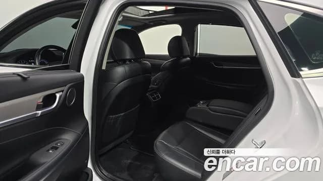 2018 Hyundai Grandeur IG 3.3 Celebrity Sold VIN KMHF341GBJA067616 – photo 13 2018 Hyundai Grandeur IG 3.3 Celebrity Sold VIN KMHF341GBJA067616 – photo 13