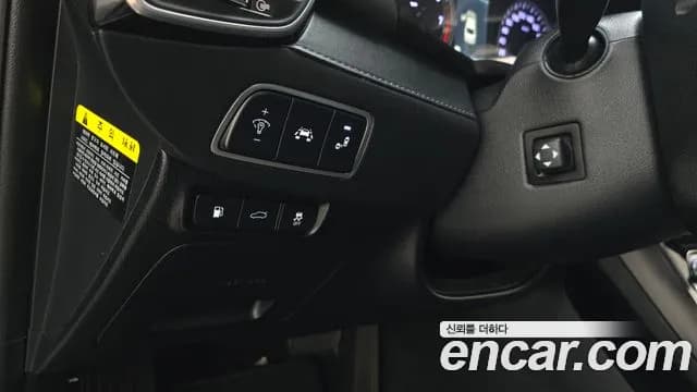 2018 Hyundai Grandeur IG 3.3 Celebrity Sold VIN KMHF341GBJA067953 – interior seats 2018 Hyundai Grandeur IG 3.3 Celebrity Sold VIN KMHF341GBJA067953 – interior seats