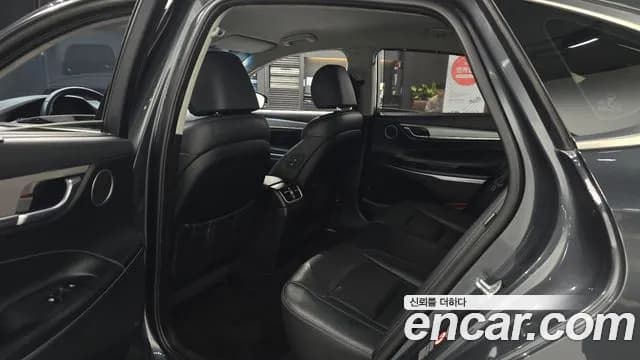 2018 Hyundai Grandeur IG 3.3 Celebrity Sold VIN KMHF341GBJA067953 – undercarriage 2018 Hyundai Grandeur IG 3.3 Celebrity Sold VIN KMHF341GBJA067953 – undercarriage