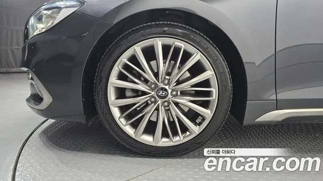 2018 Hyundai Grandeur IG 3.3 Celebrity Sold VIN KMHF341GBJA067953 – photo 12 2018 Hyundai Grandeur IG 3.3 Celebrity Sold VIN KMHF341GBJA067953 – photo 12