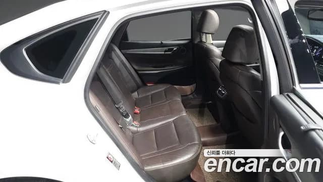 2018 Hyundai Grandeur IG 3.3 Celebrity Sold VIN KMHF341GBJA152777 – dashboard 2018 Hyundai Grandeur IG 3.3 Celebrity Sold VIN KMHF341GBJA152777 – dashboard