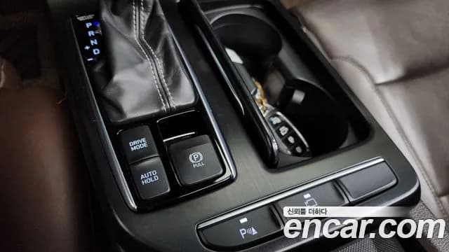 2017 Hyundai Grandeur IG 3.0 LPi Dsabled Person Sold VIN KMHF341NBHA025556 – photo 32 2017 Hyundai Grandeur IG 3.0 LPi Dsabled Person Sold VIN KMHF341NBHA025556 – photo 32