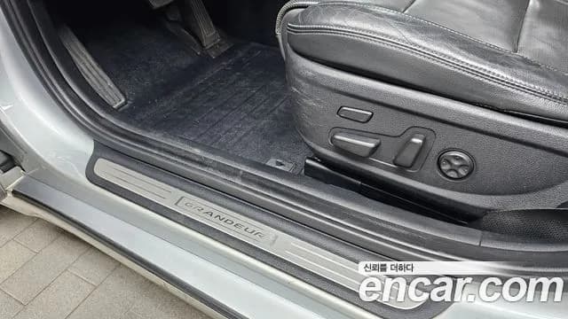 2018 Hyundai Grandeur IG 3.0 LPI Taxi Sold VIN KMHF341NBJA051368 – engine bay 2018 Hyundai Grandeur IG 3.0 LPI Taxi Sold VIN KMHF341NBJA051368 – engine bay