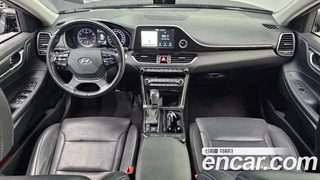 2018 Hyundai Grandeur IG 3.0 LPi Dsabled Person Sold VIN KMHF341NBJA102004 – rear exterior 2018 Hyundai Grandeur IG 3.0 LPi Dsabled Person Sold VIN KMHF341NBJA102004 – rear exterior