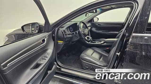 2018 Hyundai Grandeur IG 3.0 LPi Dsabled Person Sold VIN KMHF341NBJA102004 – exterior detail 2018 Hyundai Grandeur IG 3.0 LPi Dsabled Person Sold VIN KMHF341NBJA102004 – exterior detail
