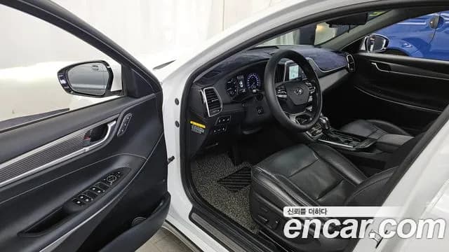 2019 Hyundai Grandeur IG 3.0 LPi Dsabled Person Sold VIN KMHF341NBKA191308 – front exterior 2019 Hyundai Grandeur IG 3.0 LPi Dsabled Person Sold VIN KMHF341NBKA191308 – front exterior