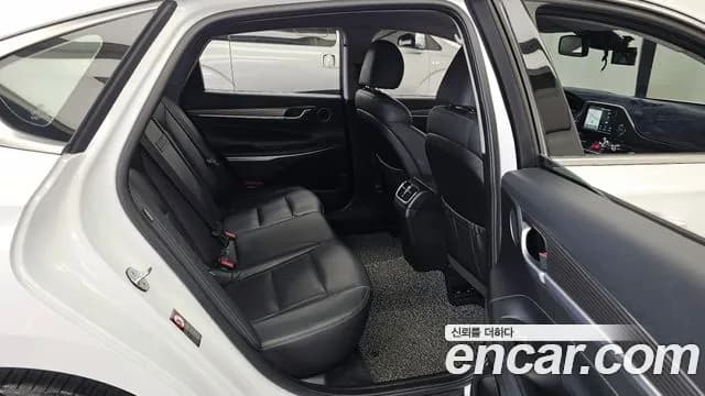 2019 Hyundai Grandeur IG 3.0 LPi Dsabled Person Sold VIN KMHF341NBKA191308 – rear exterior 2019 Hyundai Grandeur IG 3.0 LPi Dsabled Person Sold VIN KMHF341NBKA191308 – rear exterior