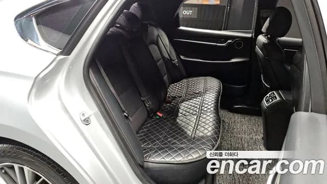 2019 Hyundai Grandeur IG 3.0 LPI Taxi Sold VIN KMHF341NBKA194238 – interior seats 2019 Hyundai Grandeur IG 3.0 LPI Taxi Sold VIN KMHF341NBKA194238 – interior seats