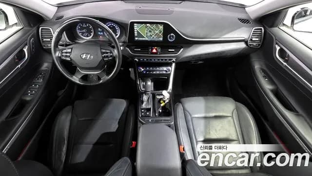 2017 Hyundai Grandeur IG 2.4 Premium Sold VIN KMHF441CBHA001957 – photo 14 2017 Hyundai Grandeur IG 2.4 Premium Sold VIN KMHF441CBHA001957 – photo 14