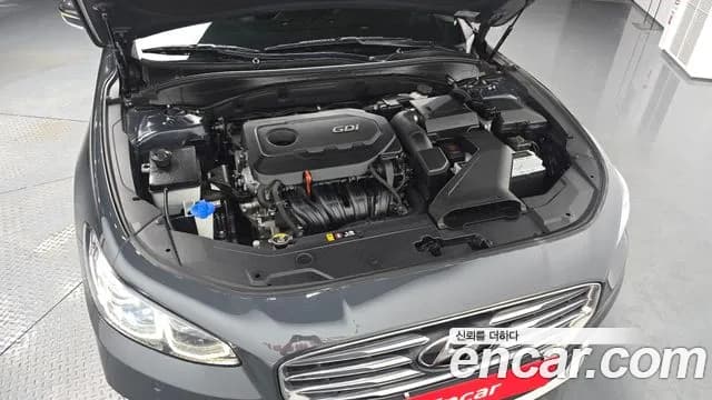 2017 Hyundai Grandeur IG 2.4 Premium Sold VIN KMHF441CBHA018576 – photo 15 2017 Hyundai Grandeur IG 2.4 Premium Sold VIN KMHF441CBHA018576 – photo 15