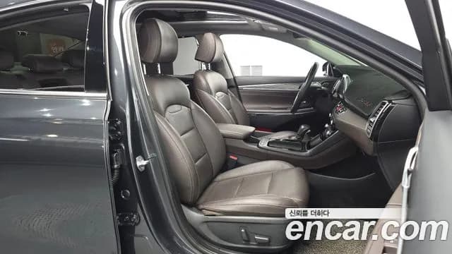 2017 Hyundai Grandeur IG 2.4 Premium Sold VIN KMHF441CBHA018576 – photo 16 2017 Hyundai Grandeur IG 2.4 Premium Sold VIN KMHF441CBHA018576 – photo 16