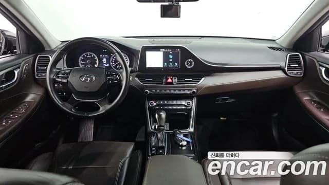 2017 Hyundai Grandeur IG 2.4 Premium Sold VIN KMHF441CBHA033424 – photo 15 2017 Hyundai Grandeur IG 2.4 Premium Sold VIN KMHF441CBHA033424 – photo 15