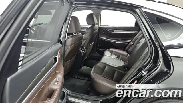 2017 Hyundai Grandeur IG 2.4 Premium Sold VIN KMHF441CBHA033424 – photo 25 2017 Hyundai Grandeur IG 2.4 Premium Sold VIN KMHF441CBHA033424 – photo 25