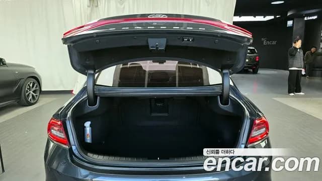 2017 Hyundai Grandeur IG 2.4 Premium Sold VIN KMHF441CBHA040736 – side profile 2017 Hyundai Grandeur IG 2.4 Premium Sold VIN KMHF441CBHA040736 – side profile