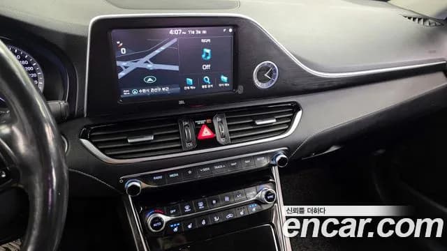 2017 Hyundai Grandeur IG 2.4 Premium Sold VIN KMHF441CBHA040736 – photo 15 2017 Hyundai Grandeur IG 2.4 Premium Sold VIN KMHF441CBHA040736 – photo 15