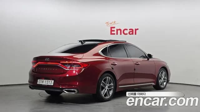 2018 Hyundai Grandeur IG 2.4 Premium Sold VIN KMHF441CBJA048071 – side profile 2018 Hyundai Grandeur IG 2.4 Premium Sold VIN KMHF441CBJA048071 – side profile