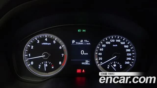 2018 Hyundai Grandeur IG 2.4 Premium Sold VIN KMHF441CBJA048071 – interior seats 2018 Hyundai Grandeur IG 2.4 Premium Sold VIN KMHF441CBJA048071 – interior seats