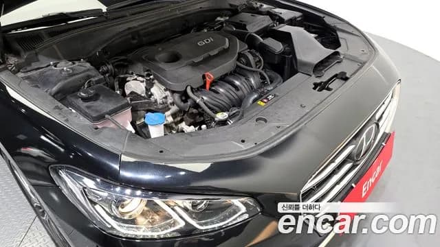 2018 Hyundai Grandeur IG 2.4 Premium Sold VIN KMHF441CBJA054572 – exterior detail 2018 Hyundai Grandeur IG 2.4 Premium Sold VIN KMHF441CBJA054572 – exterior detail
