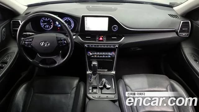 2018 Hyundai Grandeur IG 2.4 Premium Sold VIN KMHF441CBJA054572 – undercarriage 2018 Hyundai Grandeur IG 2.4 Premium Sold VIN KMHF441CBJA054572 – undercarriage