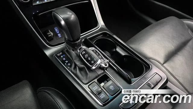 2018 Hyundai Grandeur IG 2.4 Premium Sold VIN KMHF441CBJA063675 – engine bay 2018 Hyundai Grandeur IG 2.4 Premium Sold VIN KMHF441CBJA063675 – engine bay