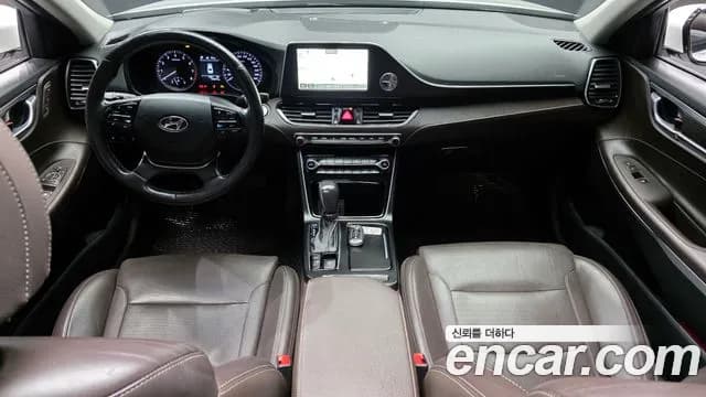 2018 Hyundai Grandeur IG 2.4 Premium Sold VIN KMHF441CBJA064463 – rear exterior 2018 Hyundai Grandeur IG 2.4 Premium Sold VIN KMHF441CBJA064463 – rear exterior