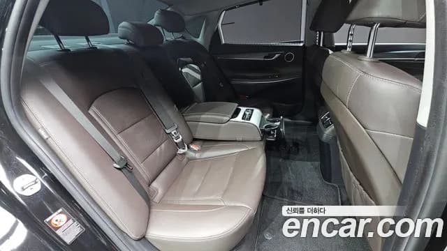 2018 Hyundai Grandeur IG 2.4 Premium Sold VIN KMHF441CBJA067121 – photo 23 2018 Hyundai Grandeur IG 2.4 Premium Sold VIN KMHF441CBJA067121 – photo 23