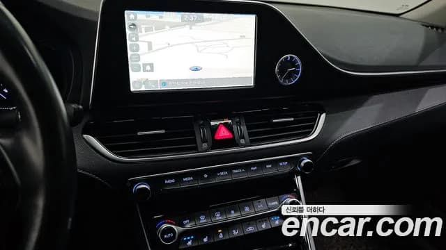 2018 Hyundai Grandeur IG 2.4 Premium Sold VIN KMHF441CBJA083750 – trunk area 2018 Hyundai Grandeur IG 2.4 Premium Sold VIN KMHF441CBJA083750 – trunk area