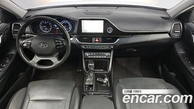 2018 Hyundai Grandeur IG 2.4 Premium Sold VIN KMHF441CBJA091231 – photo 19 2018 Hyundai Grandeur IG 2.4 Premium Sold VIN KMHF441CBJA091231 – photo 19