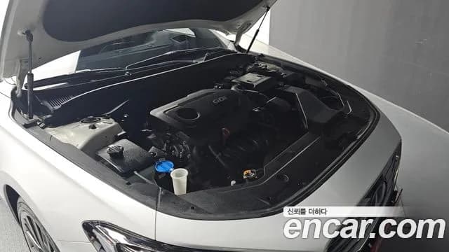 2018 Hyundai Grandeur IG 2.4 Premium Sold VIN KMHF441CBJA102705 – photo 17 2018 Hyundai Grandeur IG 2.4 Premium Sold VIN KMHF441CBJA102705 – photo 17