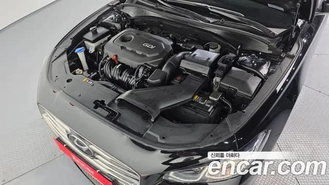 2018 Hyundai Grandeur IG 2.4 Premium Sold VIN KMHF441CBJA120421 – rear exterior 2018 Hyundai Grandeur IG 2.4 Premium Sold VIN KMHF441CBJA120421 – rear exterior
