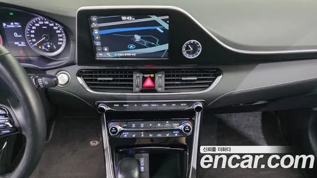 2018 Hyundai Grandeur IG 2.4 Premium Sold VIN KMHF441CBJA120421 – photo 15 2018 Hyundai Grandeur IG 2.4 Premium Sold VIN KMHF441CBJA120421 – photo 15